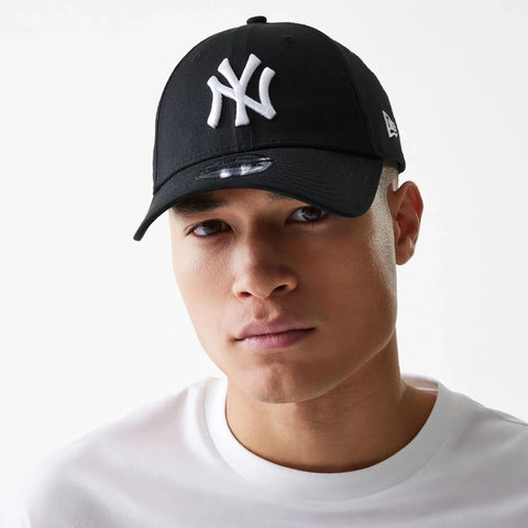 TRENDING CAPS